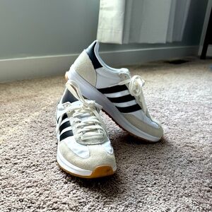 Adidas Run 70s 2.0 Women’s 8.5